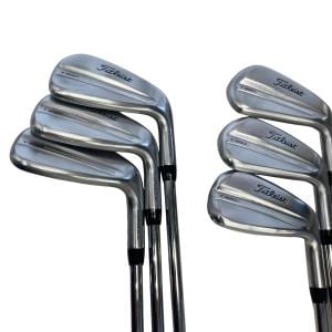 �s���������������@�s�R�T�O�i�Q�O�Q�T�j�@�U�r