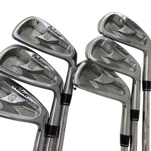 �e�f�|�a���������������@�U�r