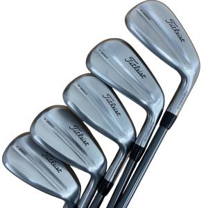 �s���������������@�s�R�T�O�i�Q�O�Q�T�j�@�U�r