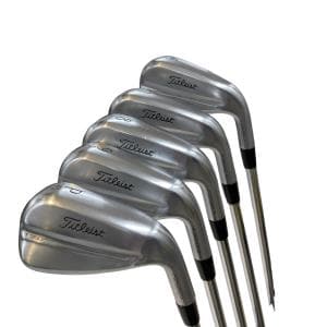 �s���������������@�s�R�T�O�i�Q�O�Q�T�j�@�U�r