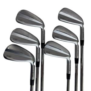 ���T�R�O�@�U�r