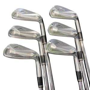 �r�q�h�w�n�m�@�y�V�U�T�@�@�U�r