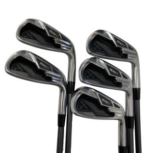 �q�������q���@�q�����@�u�@�u�Q�@�U�r