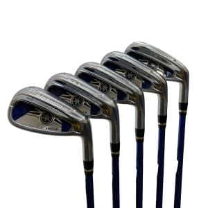 �������������@�t�c�{�Q�@�U�r