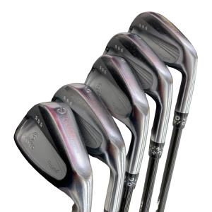 �f�h�m�m�h�b�n�@�b�a�{�@�U�r