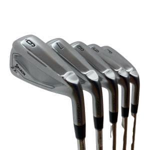 �r�q�h�w�n�m�@�y�w���S�@�T�r