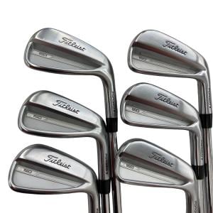 �s���������������@�s�P�T�O�i�Q�O�Q�R�j�@�U�r