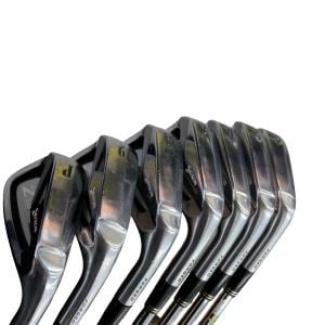 �r�q�h�w�n�m�@�y�T�S�T�@�@�W�r