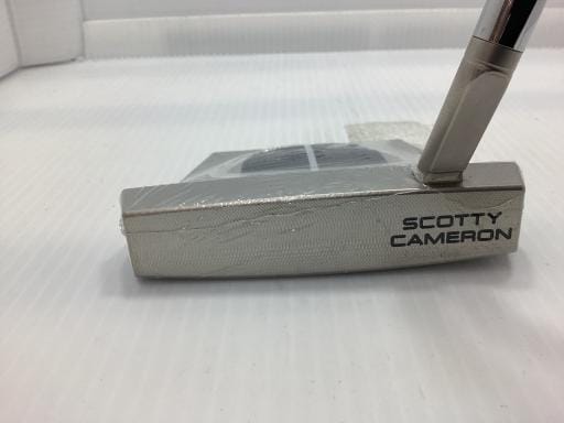 ＳＣＯＴＴＹ　ＣＡＭＥＲＯＮ　ＰＨＡＮＴＯＭ　Ｘ　９．５（２０２２）　３４インチ