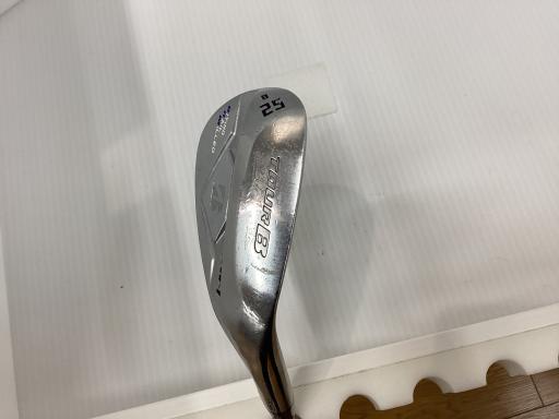 TOUR B XW−1(2018) 52°/08°