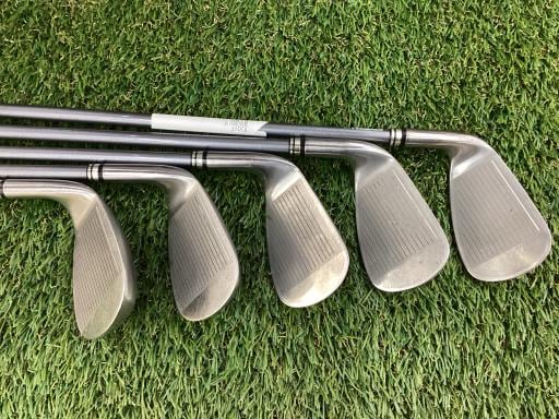 �w�w�h�n�i�Q�O�P�Q�j�@�T�r�i���{���F�T�{�Z�b�g�j