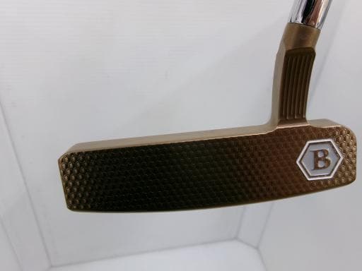 ＢＥＴＴＩＮＡＲＤＩ　ＱＵＥＥＮ　Ｂ　＃１１（２０２３）　３４インチ