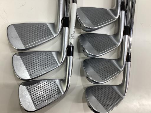 ���T�O�O�@�V�r�i���{���F�V�{�Z�b�g�j