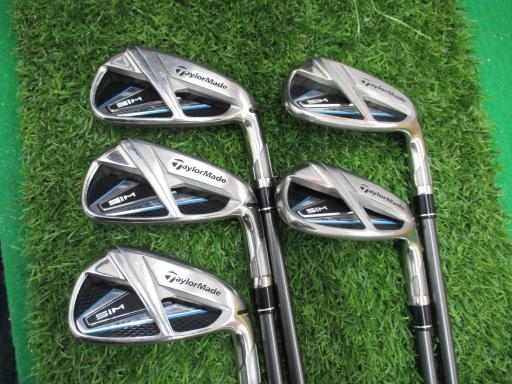 rhl@l`w@@Tri{FT{Zbgj