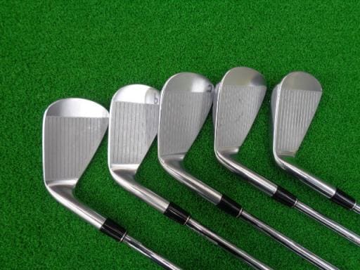 rqhwnm@ywT@Uri{FT{Zbgj