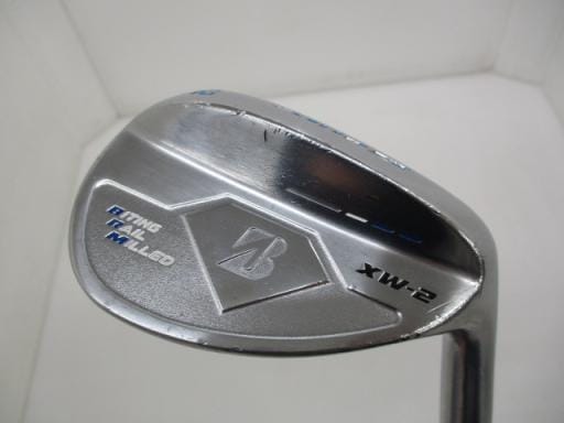 TOUR B XW−2(シルバー) 52°/08°