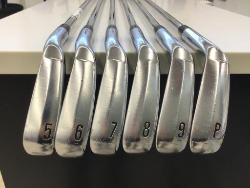 rqhwnm@ywT@Uri{FU{Zbgj