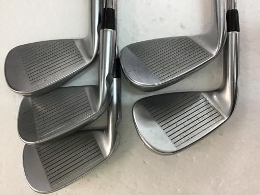 ���T�O�O�@�T�r�i���{���F�T�{�Z�b�g�j