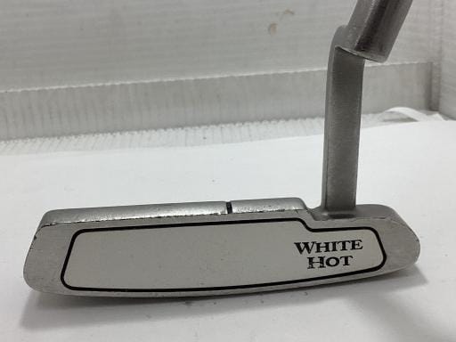 ＷＨＩＴＥ　ＨＯＴ　＃１　３２インチ