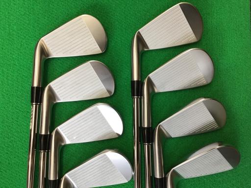 ＳＲＩＸＯＮ　ＺＸｉ７　　８Ｓ