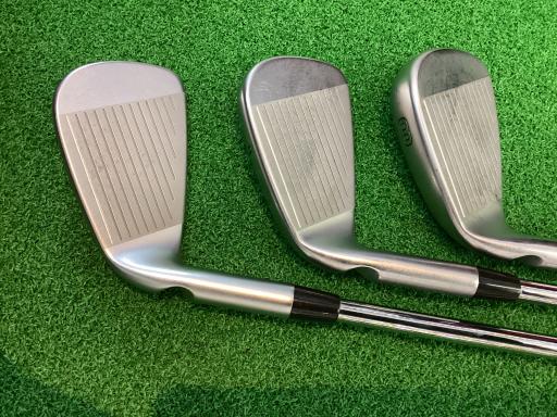 ���T�O�O�@�T�r�i���{���F�T�{�Z�b�g�j