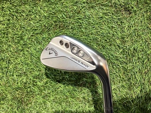 i`vr@q`v@NbL@TU°^PO°r