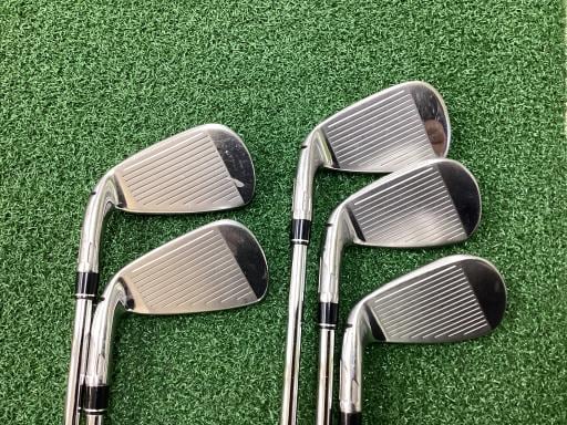 rhl@l`wEnr@@Tri{FT{Zbgj