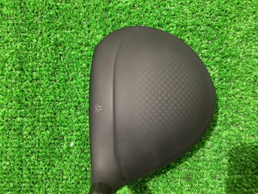 �r�q�h�w�n�m�@�y�w���@�R�v