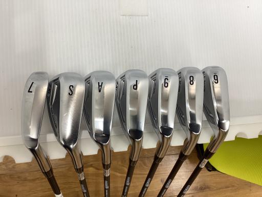 rqhwnm@ywT@Wri{FV{Zbgj