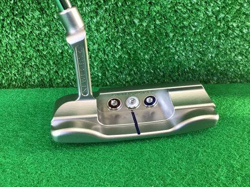 SCOTTY CAMERON CHAMPIONS CHOICE BUTTON BACK NEWPORT PLUS(2023) 34インチ