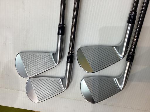 �r�q�h�w�n�m�@�y�|�e�n�q�f�d�c�@�h�h�@�U�r�i���{���F�S�{�Z�b�g�j