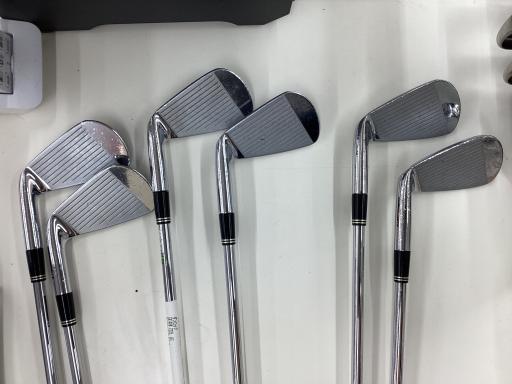 rqhwnm@yVQT@@Uri{FU{Zbgj