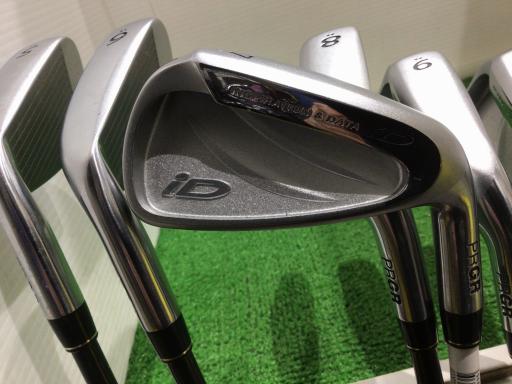 ���c�@�A�C�A���@�W�r�i���{���F�W�{�Z�b�g�j