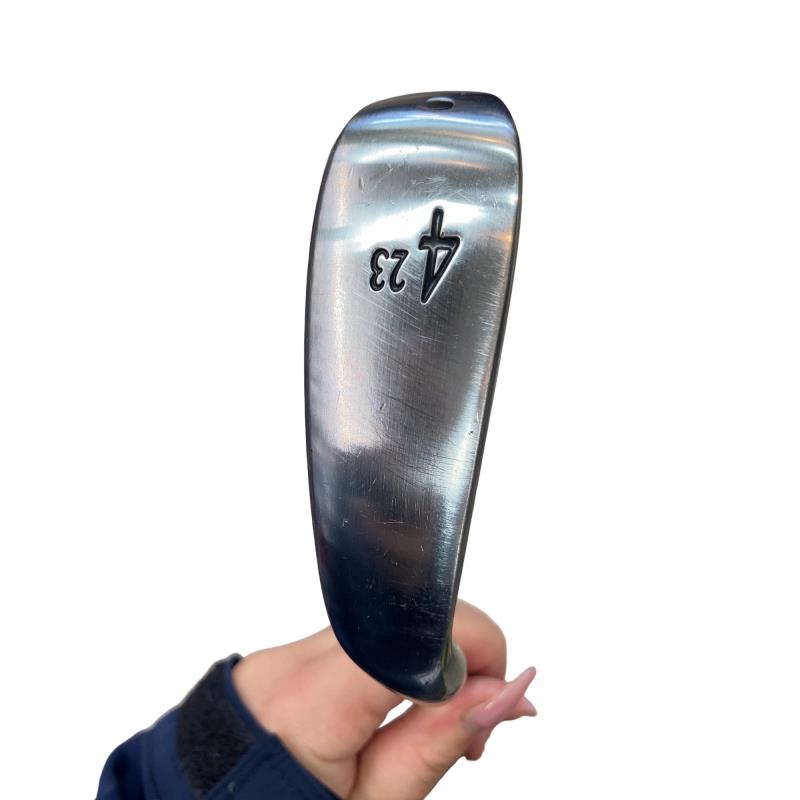 �r�q�h�w�n�m�@�y�@�t�W�T�@�t�S