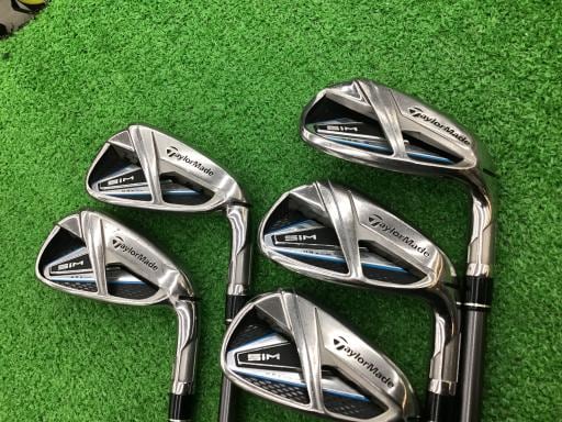 rhl@l`w@@Tri{FT{Zbgj