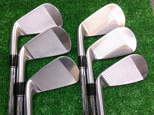 �r�q�h�w�n�m�@�y�|�e�n�q�f�d�c�@�U�r�i���{���F�U�{�Z�b�g�j