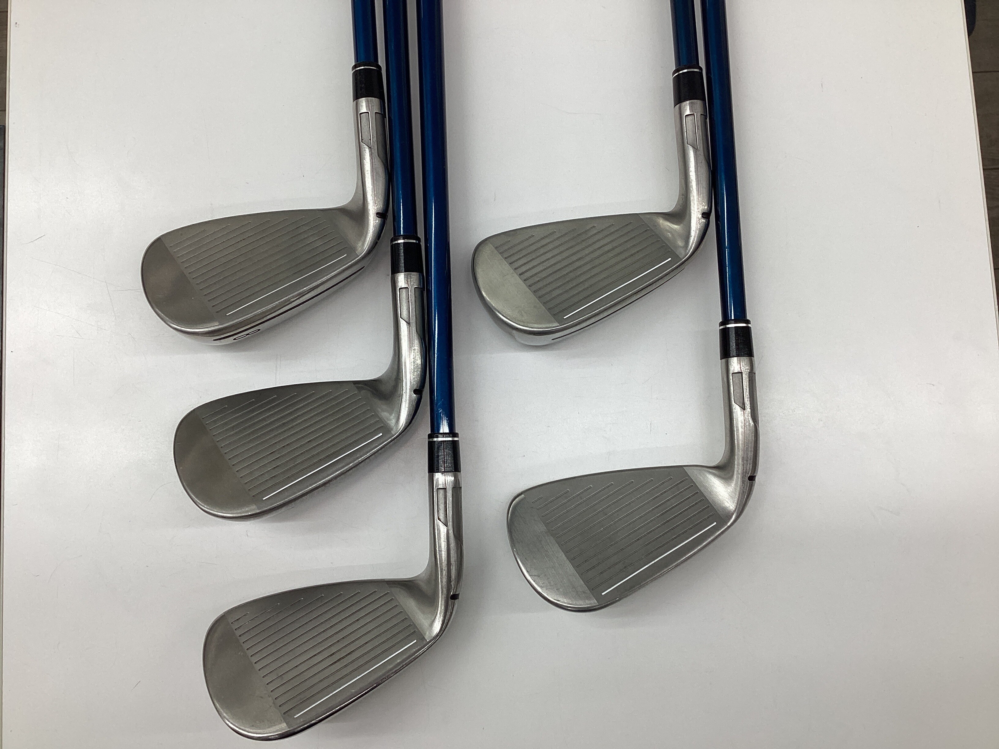 rhlQ@l`w@@Tri{FT{Zbgj