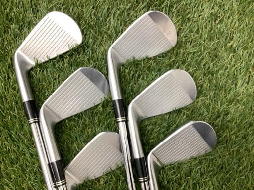 �r�q�h�w�n�m�@�y�X�S�T�@�U�r�i���{���F�U�{�Z�b�g�j