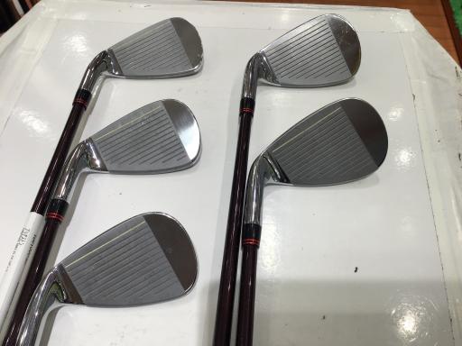 �s�n�t�q�r�s�`�f�d�@�o�g�x�y�@�b�k�@�T�r�@���f�B�[�X�i���{���F�T�{�Z�b�g�j