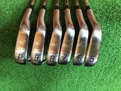 �a�q�h�c�f�d�r�s�n�m�d�@�Q�Q�P�b�a�@�U�r�i���{���F�U�{�Z�b�g�j