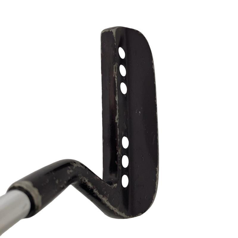 �p�V���[�Y�@���X�i�Q�O�O�U�j