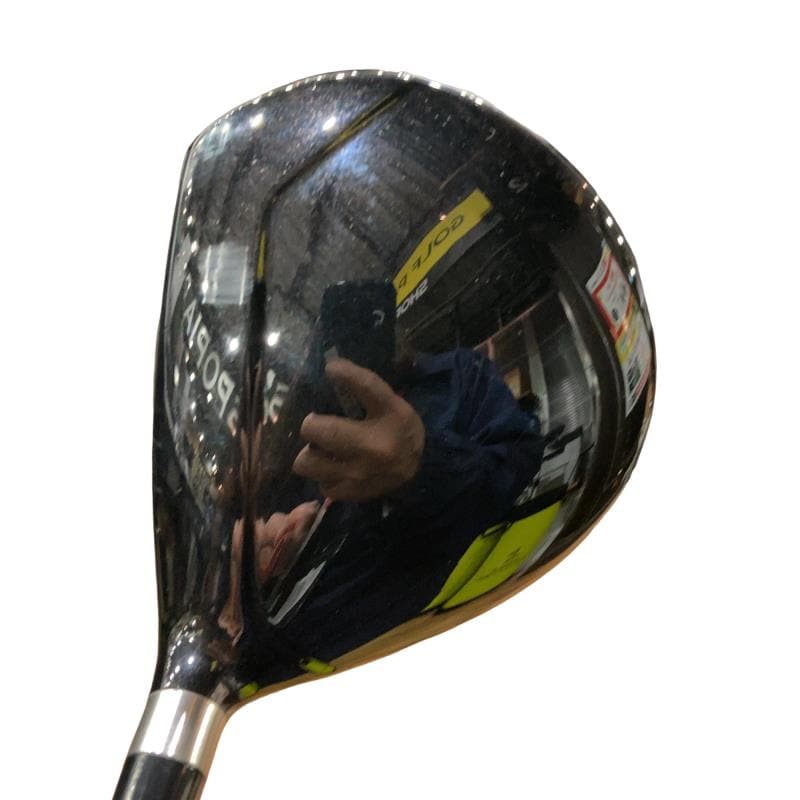 �r�q�h�w�n�m�@�y�@�e�U�T�@�R�v