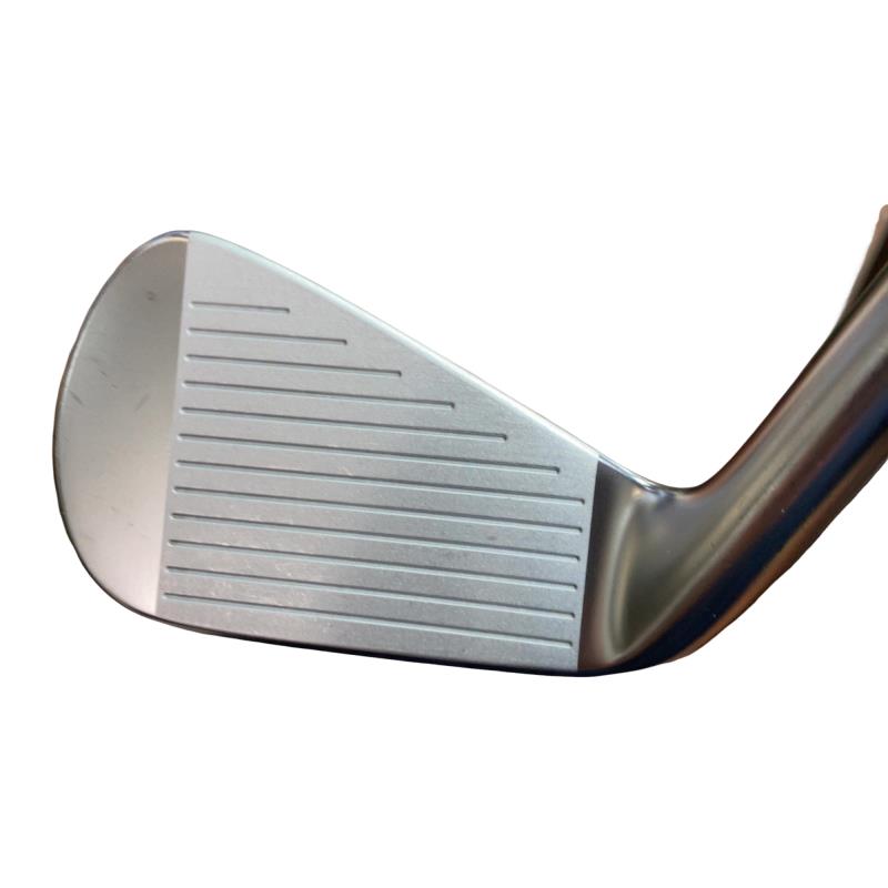 �r�q�h�w�n�m�@�y�w�T�@���S