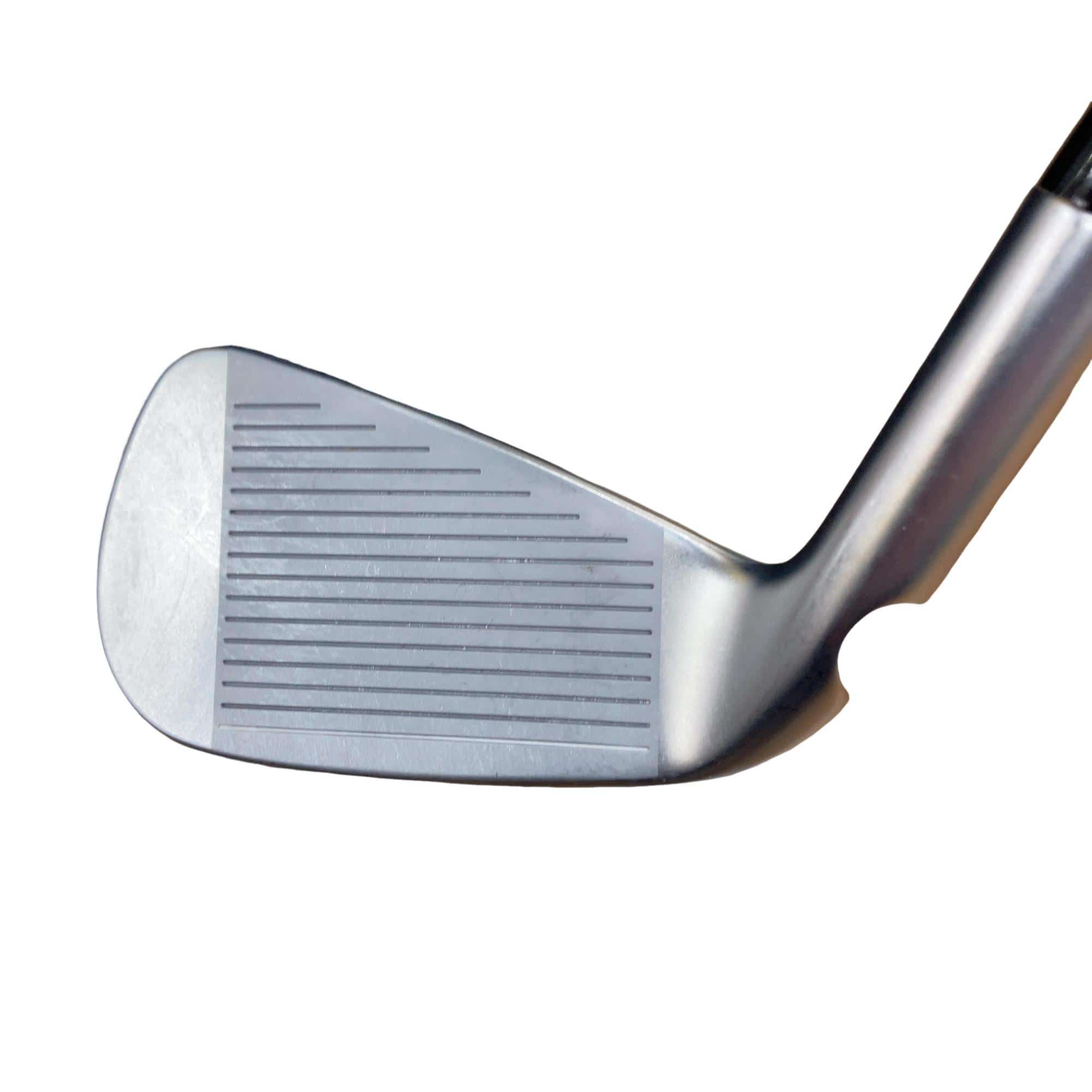 ���T�R�O�@�U�r�i���{���F�U�{�Z�b�g�j