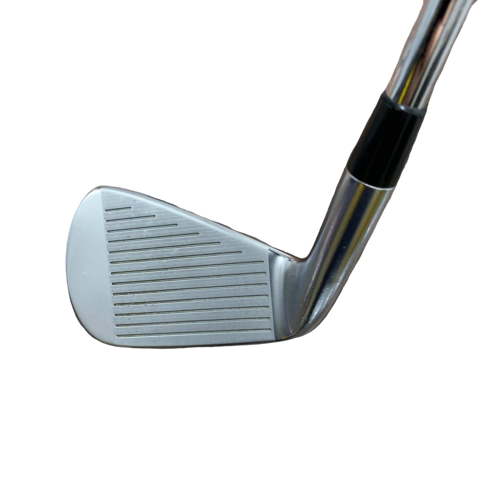 rqhwnm@ywT@Uri{FU{Zbgj