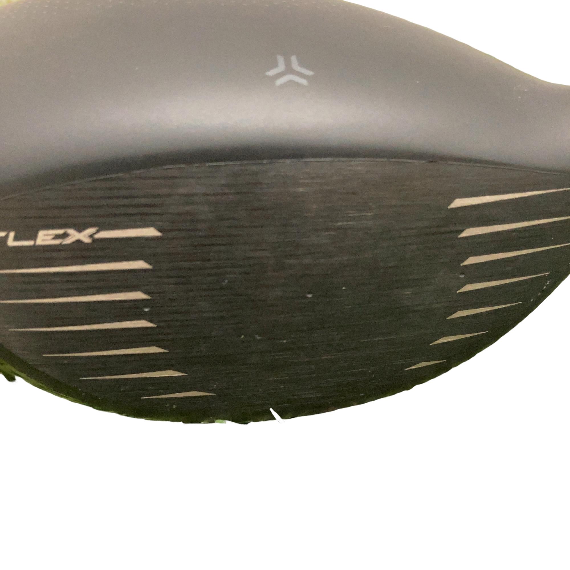 �r�q�h�w�n�m�@�y�w���@�P�O�D�T°