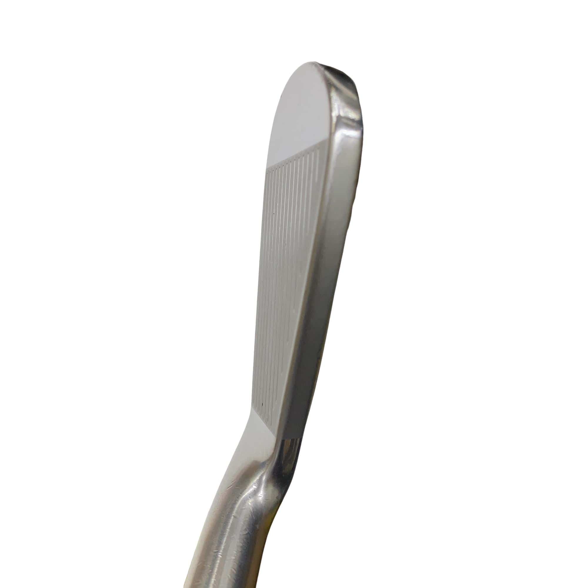 �r�q�h�w�n�m�@�y�V�W�T�@���S