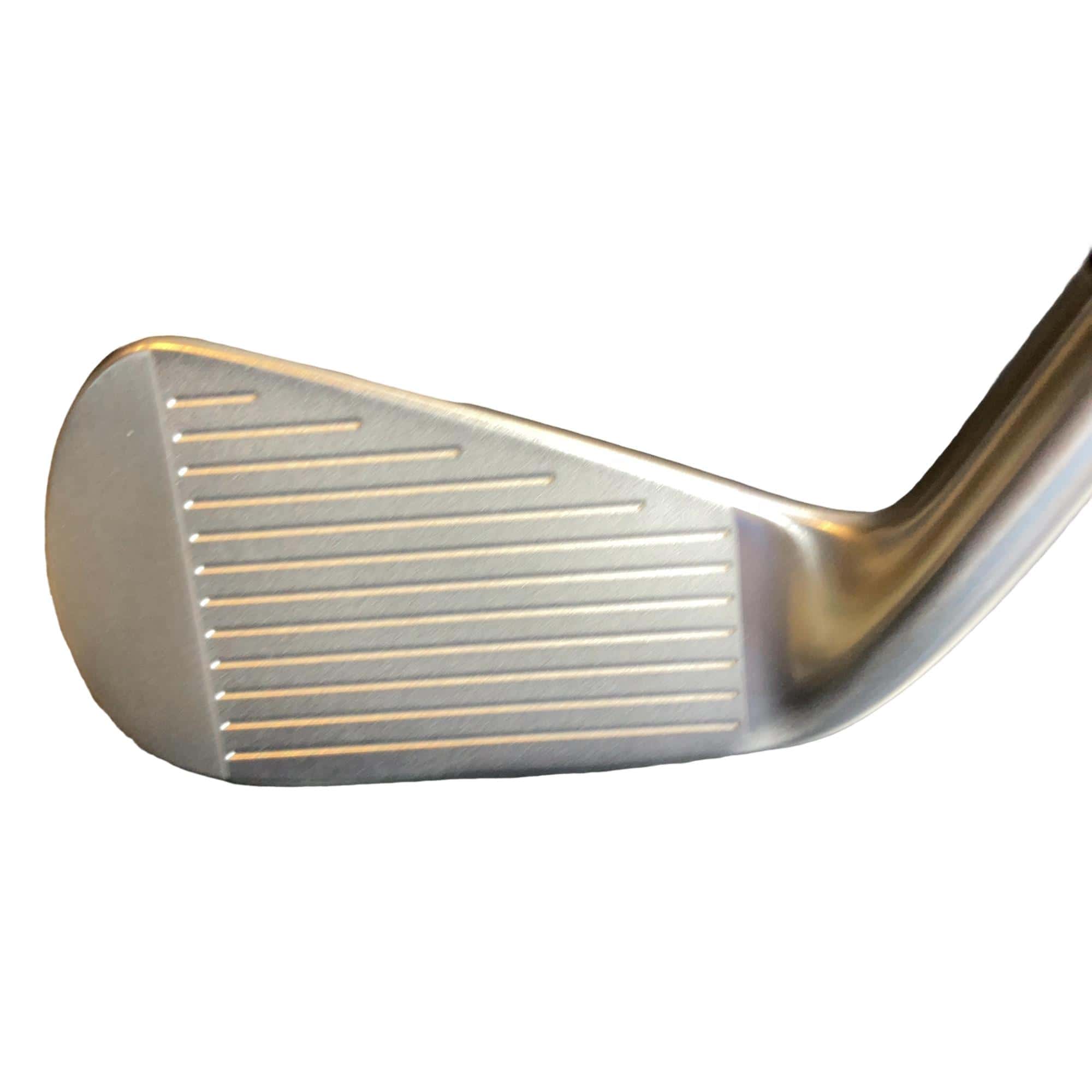 �s���������������@�s�Q�T�O�E�t�i�Q�O�Q�T�j�@�t�R