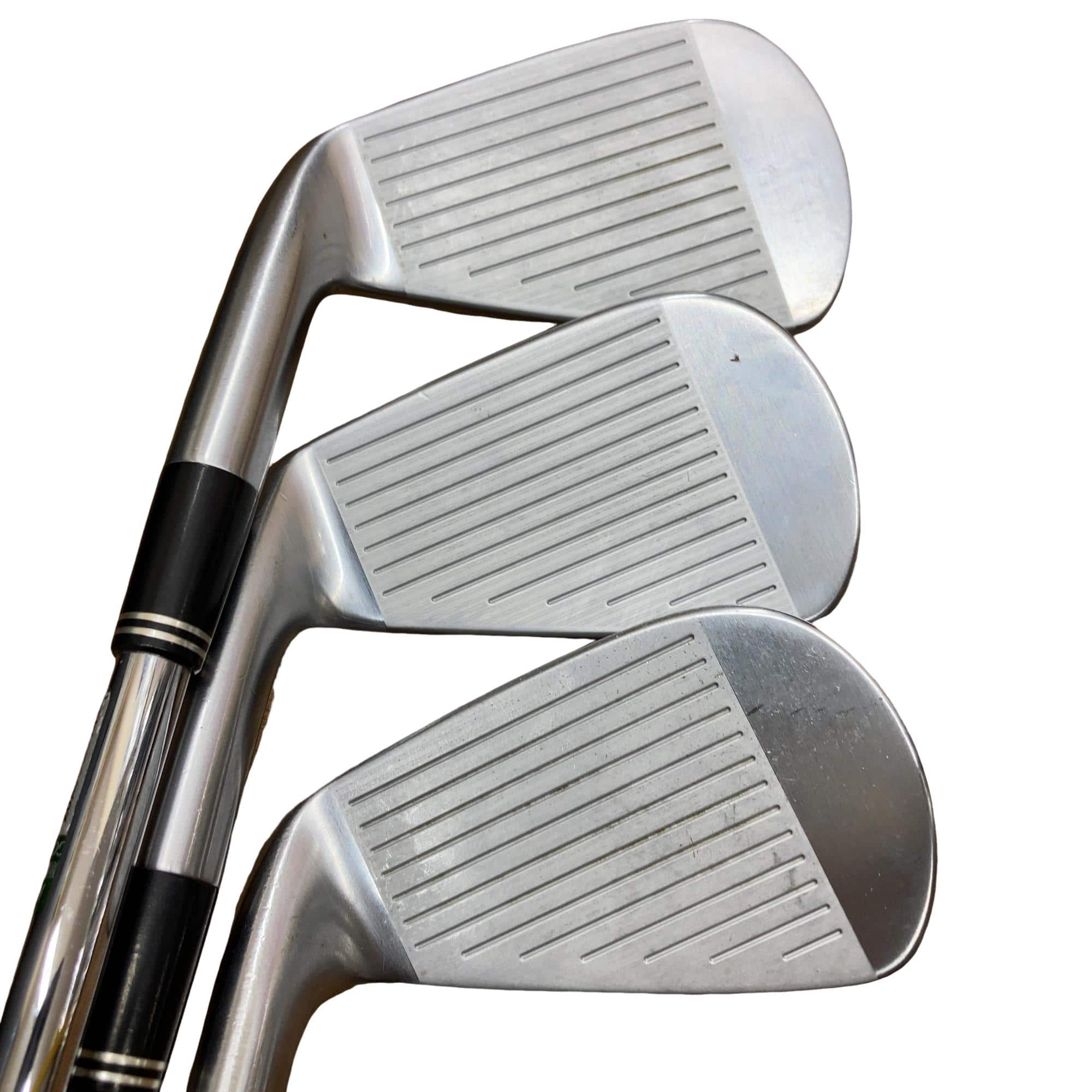 �r�q�h�w�n�m�@�y�T�U�T�@�@�U�r�i���{���F�U�{�Z�b�g�j