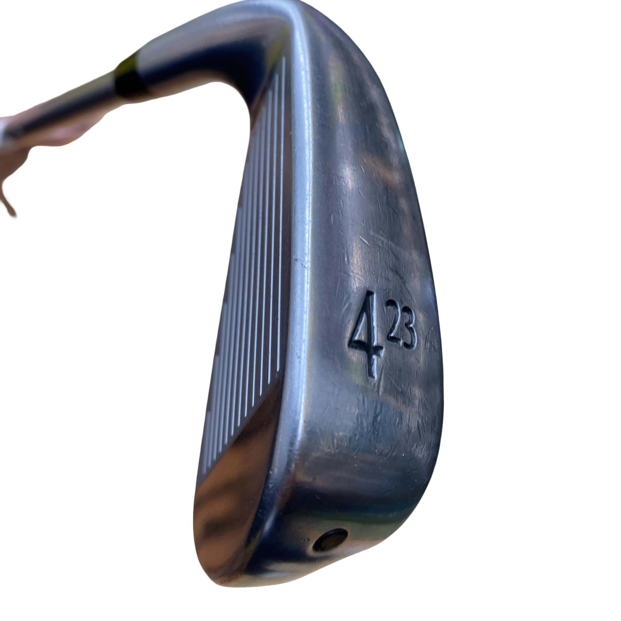 �r�q�h�w�n�m�@�y�@�t�U�T�@�t�S